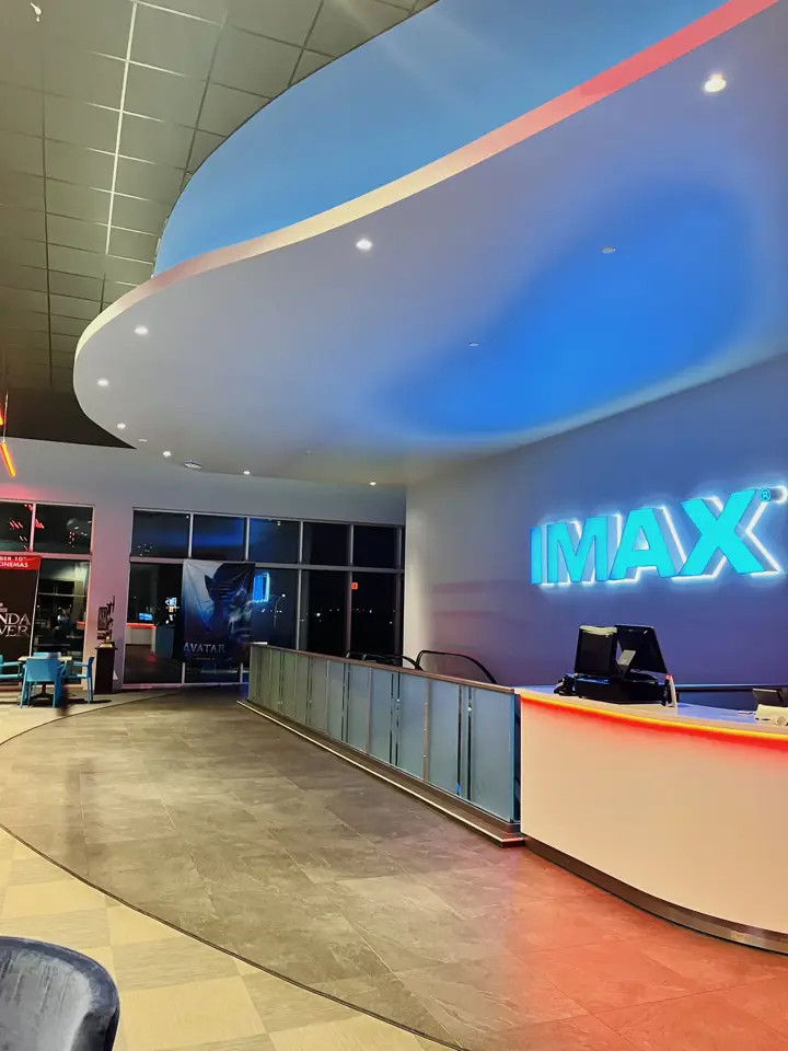 Cines